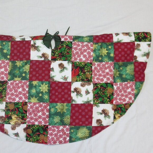 Christmas Tree Skirt 44" Hand Made Quilted Patchwork Nostalgic Vintage Country - Picture 3 of 8